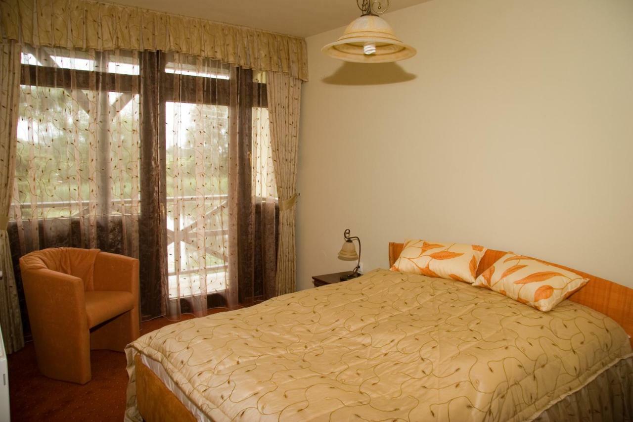 Hotel Fortuna Dávod 객실 사진